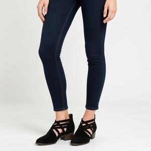 Seychelles Black Leather Zip Side Ankle Boots Women’s Size 10 Low Heel